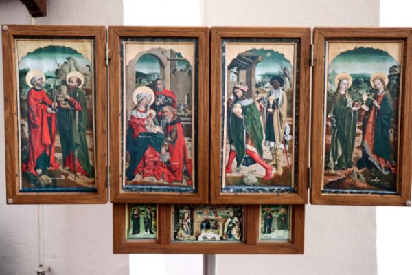 5a-modell-wandelaltar-img-263686BC1309-0B61-3F38-BD2C-869CB9F1D9BA.jpg