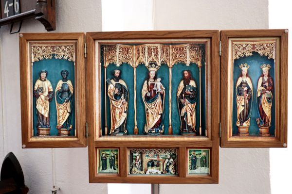 5a-modell-wandelaltar-img-2638B190676D-2F74-6A41-0849-104F209D825A.jpg