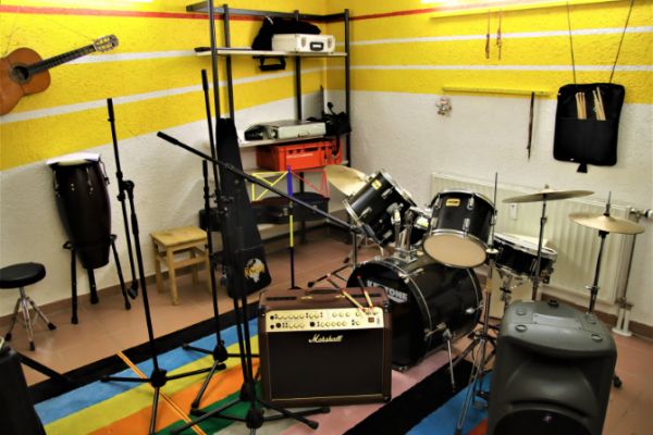05gh-bandkeller3CD349A8-DD94-CD3A-2A8E-F7016C8409BD.jpg