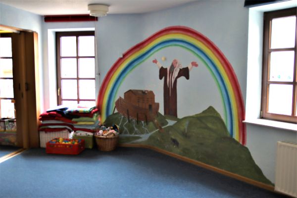 22gh-kinderraum1D0E78710-CC96-0B42-3C36-39FB070C71DF.jpg